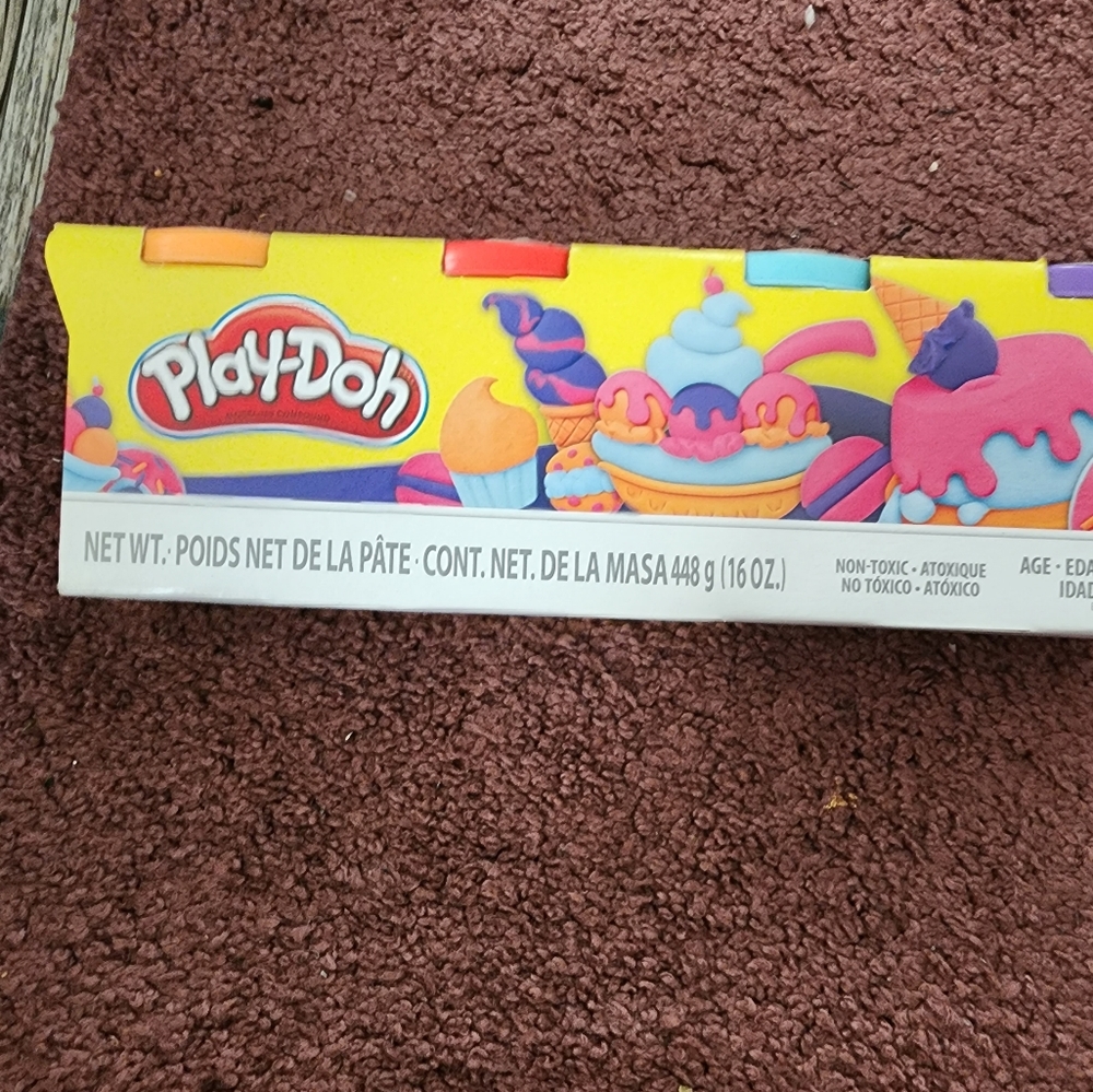 PLAYDOH Toy Clay